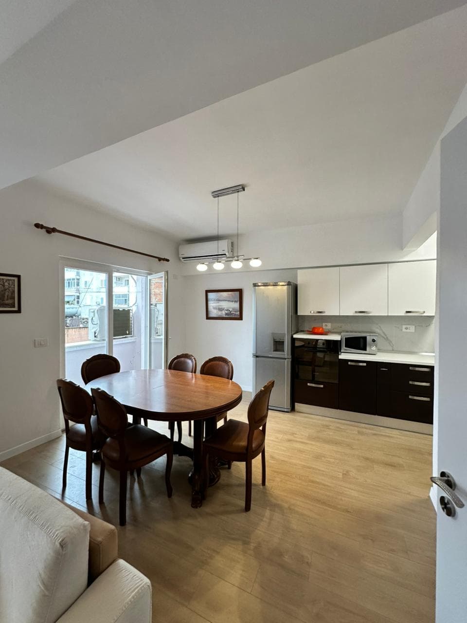Shitet Apartament 3+1 | Tek Markata, Durrës 4