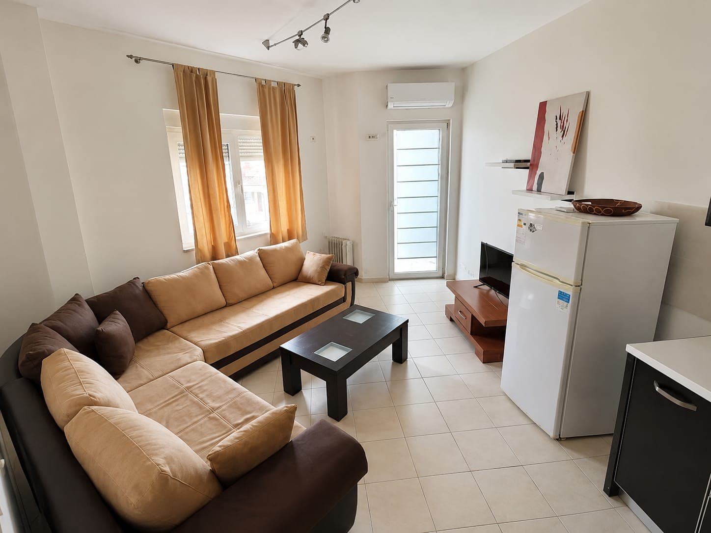 Jepet me Qira Apartament 1+1 | Golem, Durrës