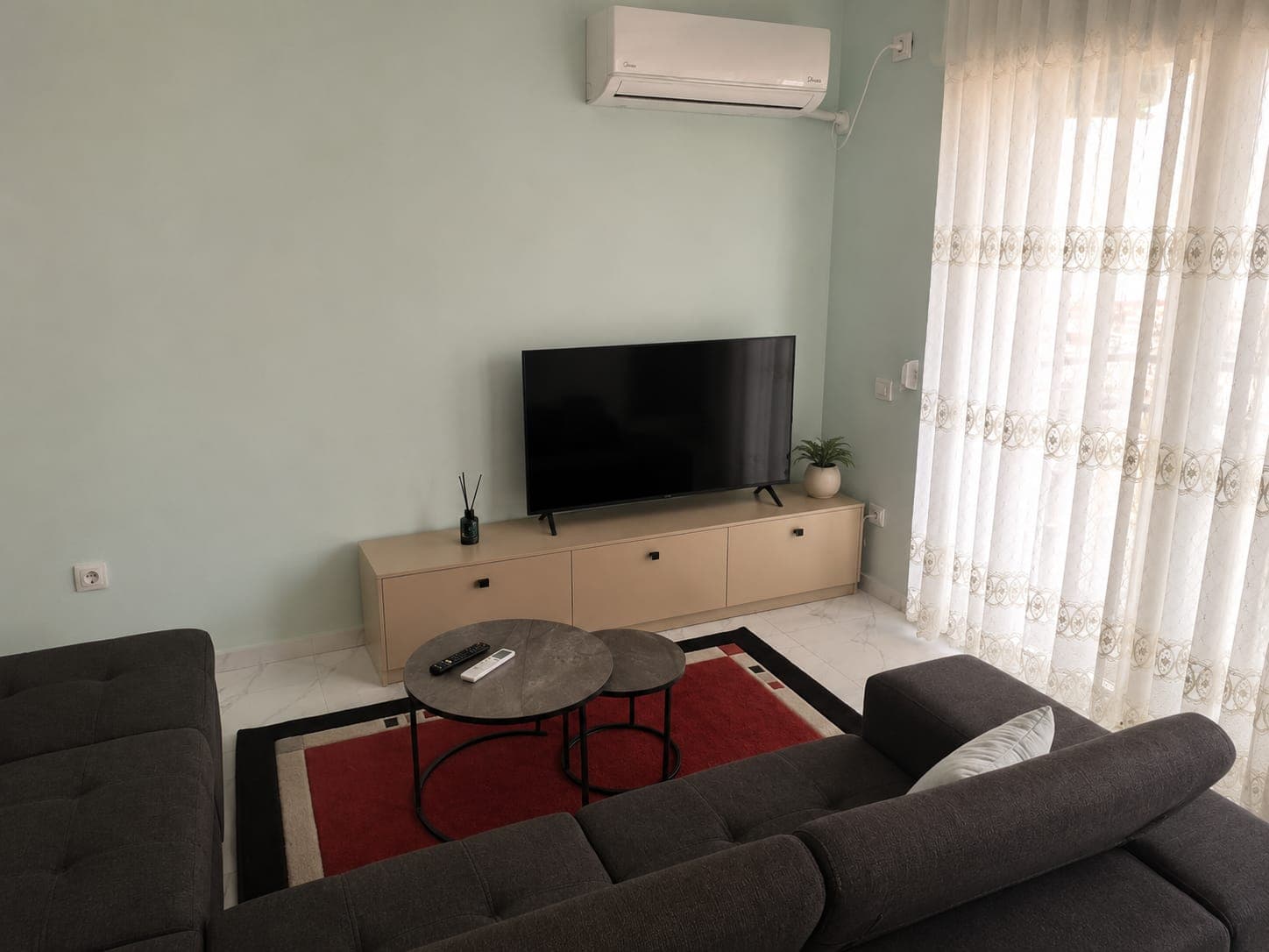 Jepet me Qira Apartament 2+1+2 Tualete | Me Pamje Deti, Galaktiku, Durrës