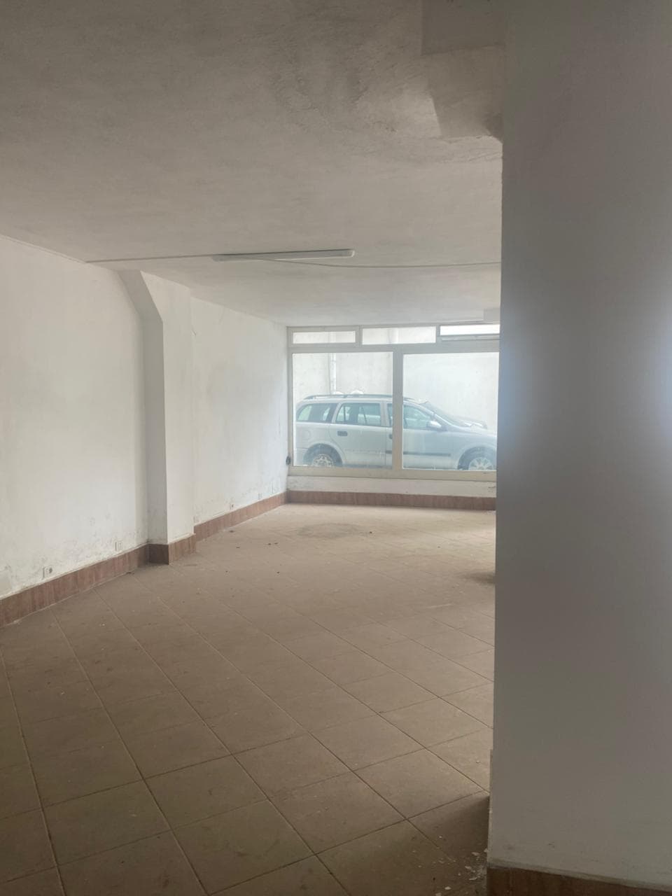 Shitet Ambient Biznesi | Plazh Iliria, Durrës 2