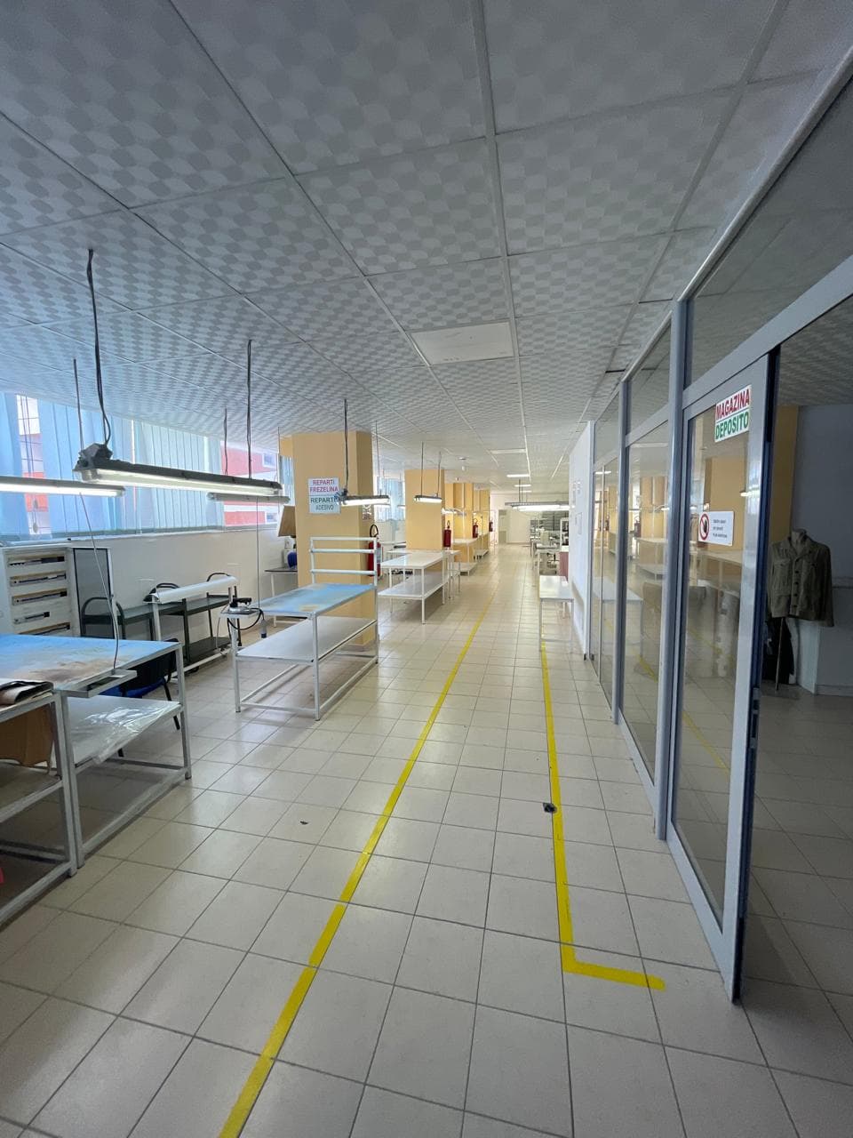 Jepet me qira ambient Biznesi 1300 m² me Qira| Ish Kënet, Durrës 2