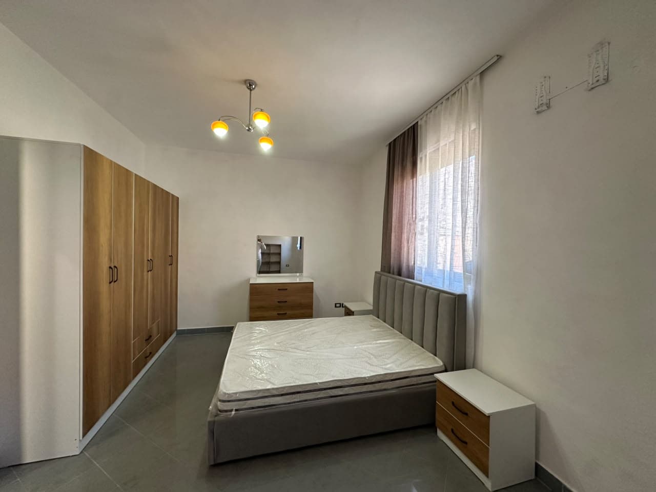 Jepet me Qira Kati i 2 i nje shtepie private, Qender, Durres 4