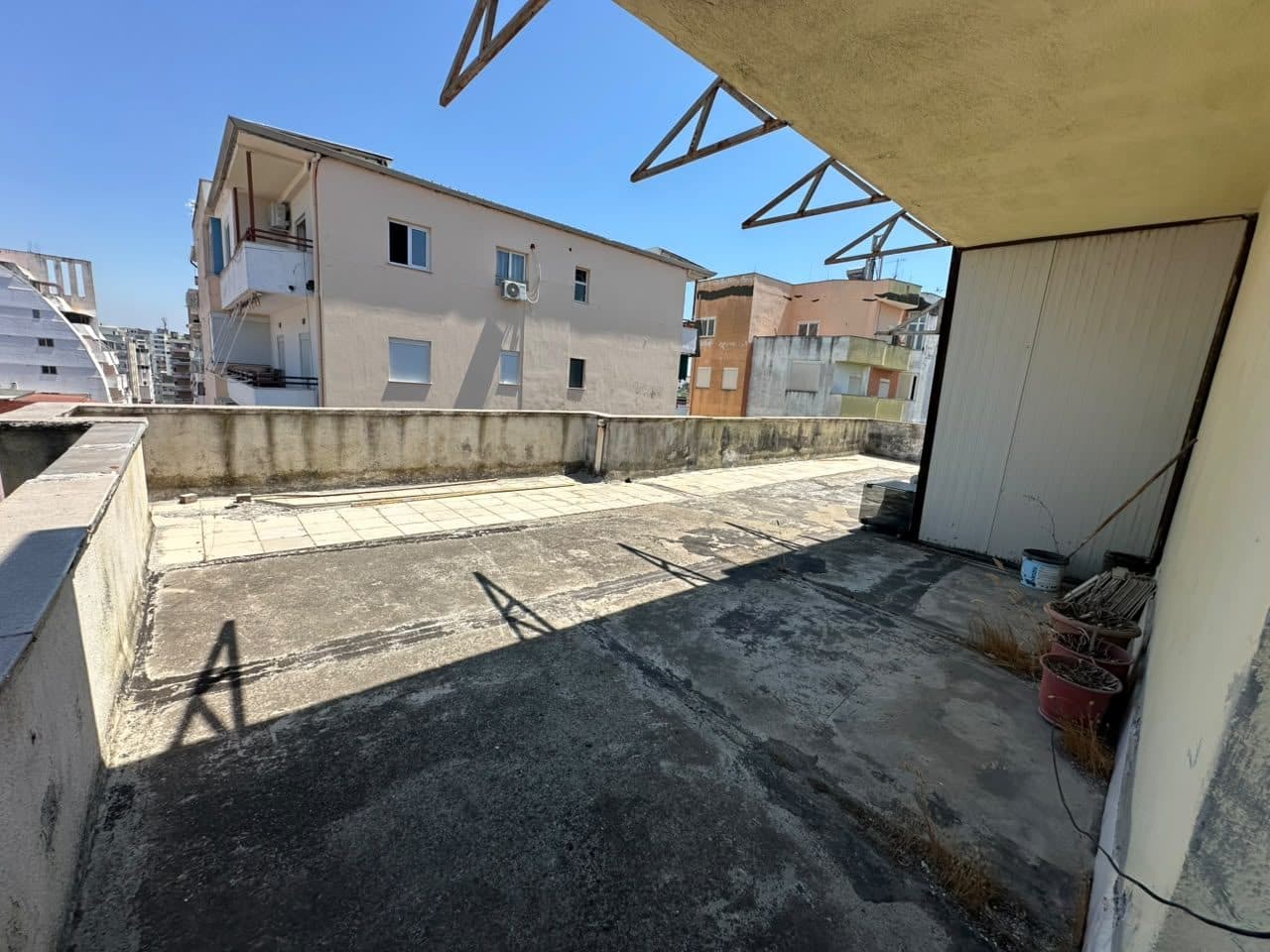 Shitet Papafingo | Ish Rajoni, Durrës 4