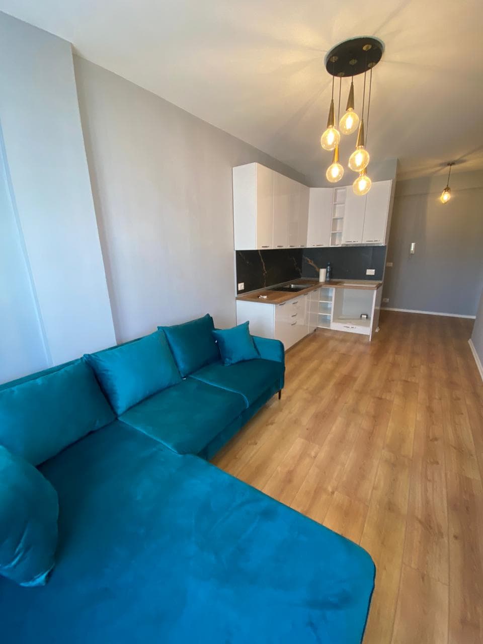 Shitet Apartament 1+1 me Pamje Deti | Plazh Iliria, Durrës 2