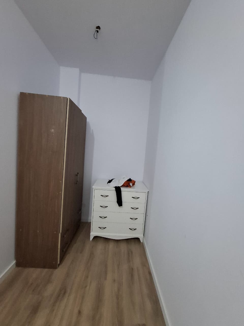 Shitet Apartament 1+1 | Pranë Shkollës "Bajram Curri", Plazh Durrës 4