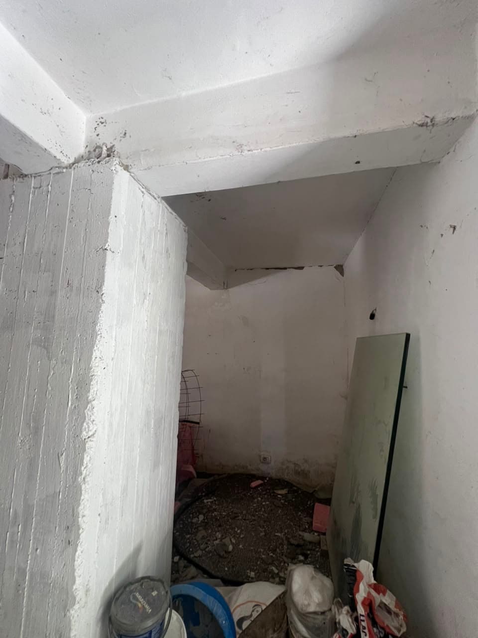 Jepet me Qira Dyqan + Magazinë | Zjarrfikësja, Durrës! 3