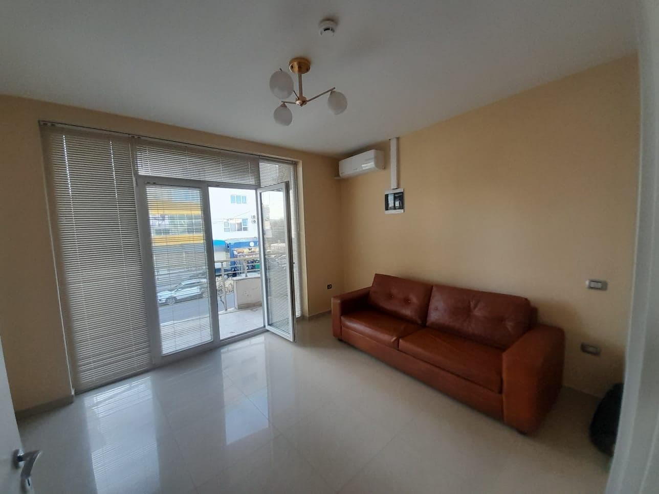 Jepet me Qira Ambient Biznesi | Shkozet, Durrës 2
