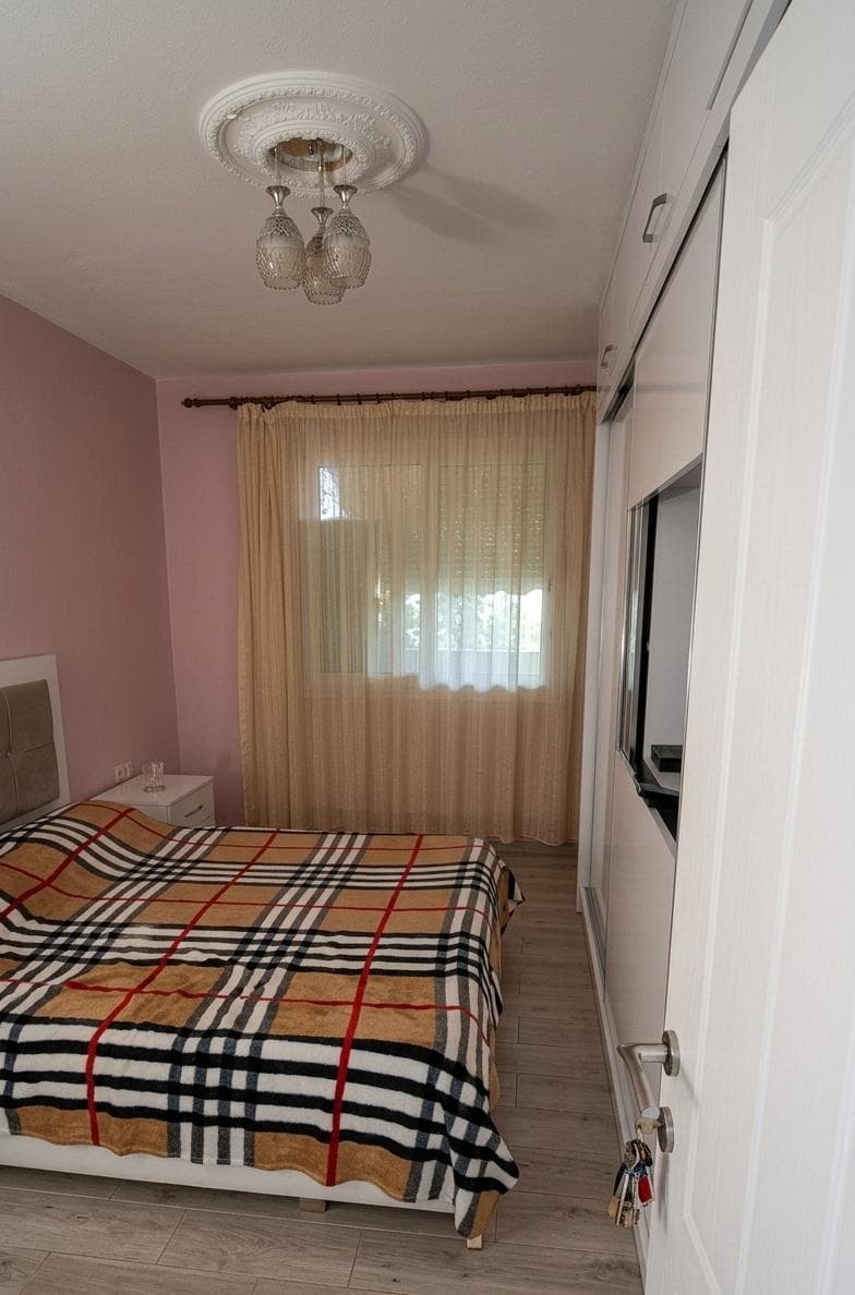 Shitet Apartament 1+1 me Mundësi Kthimi në 2+1 | Golem, Durrës 3
