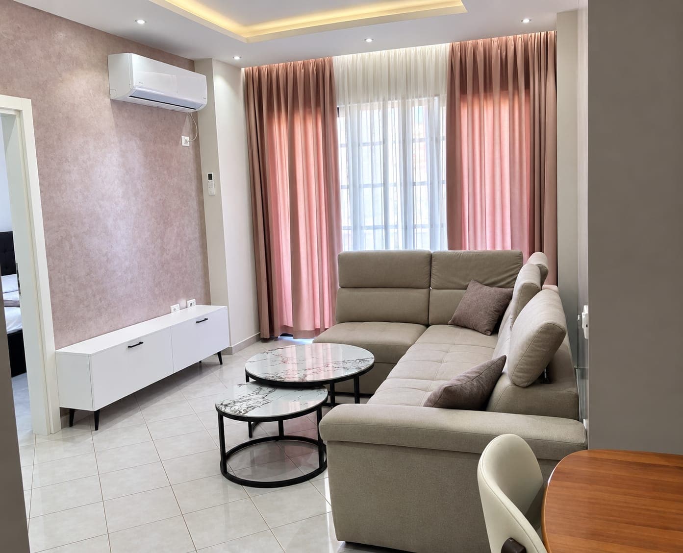 Jepet me Qira Apartament 1+1 | Rrota e Kuqe, Durrës