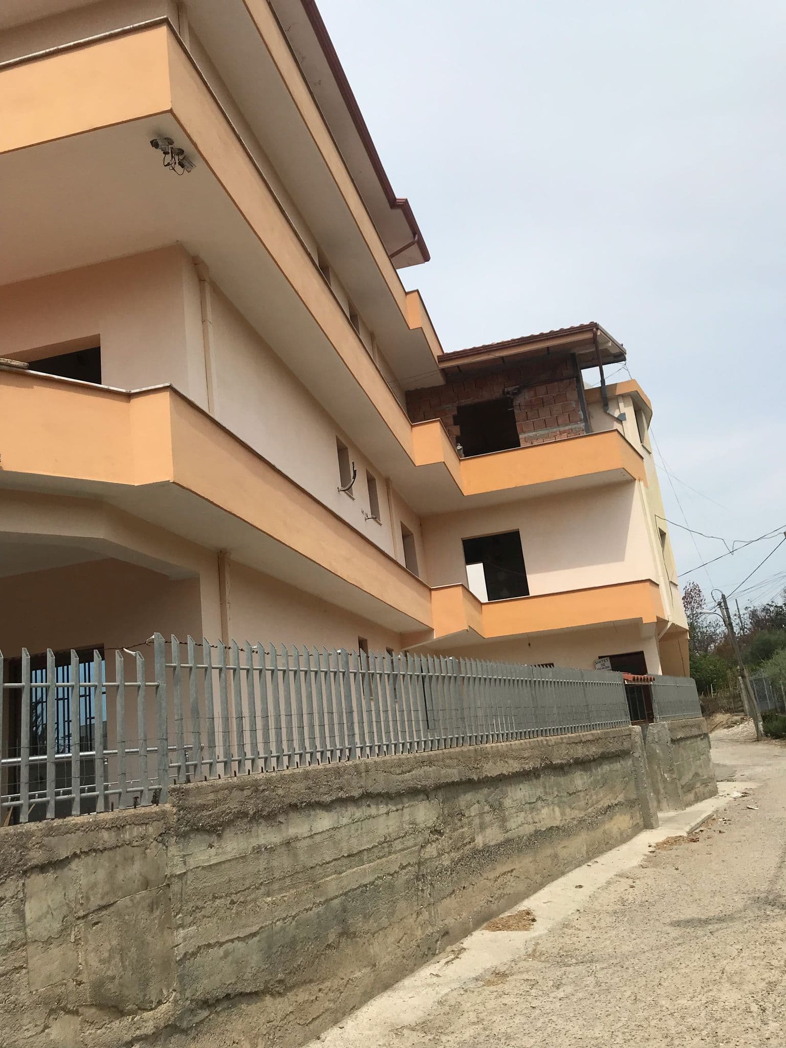 Shitet Vilë 5-Katëshe | Arapaj, Durrës 2