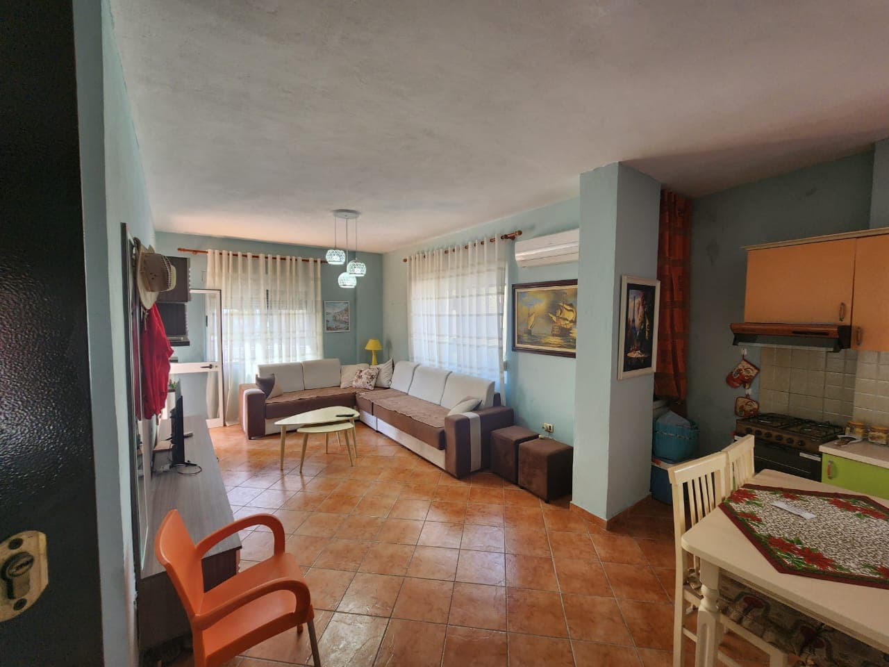 Jepet me Qira Apartament 1+1 | Shkëmbi i Kavajës, Durrës