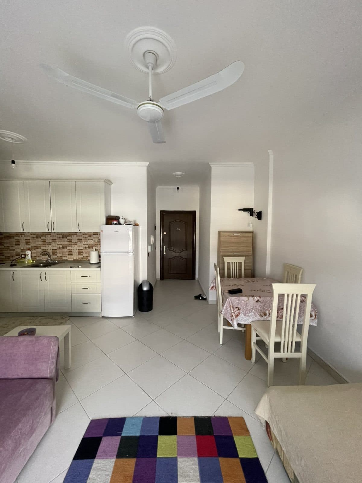 Jepet me Qira Apartament 1+1 | Shkëmbi i Kavajës, Durrës 2