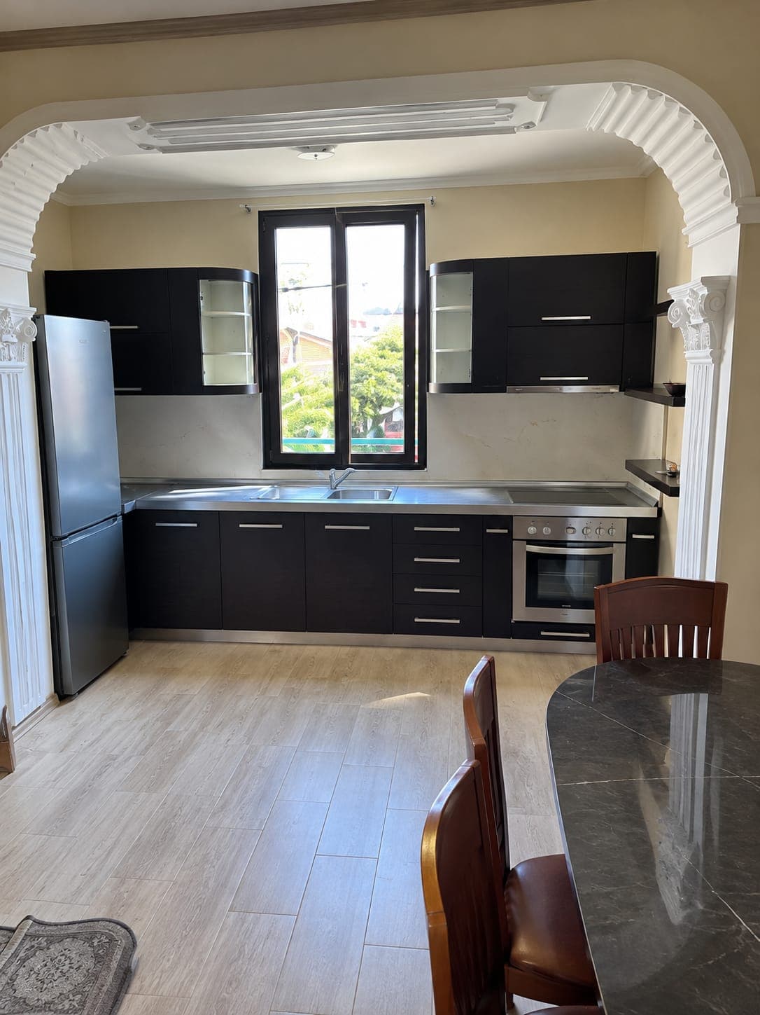 Jepet me qira apartament 2+1 | Bulevardi kryesor, Durrës 3