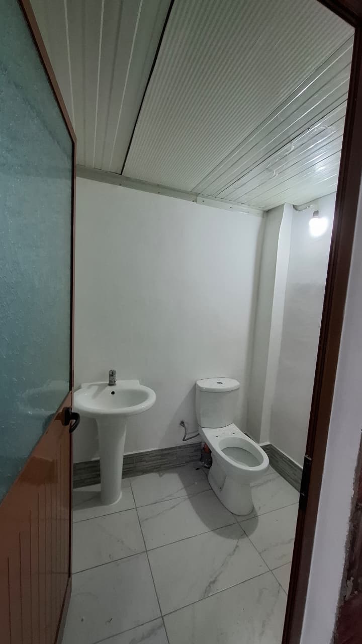 Jepet me Qira Ambient Biznesi | Ish Këneta, Durrës 4