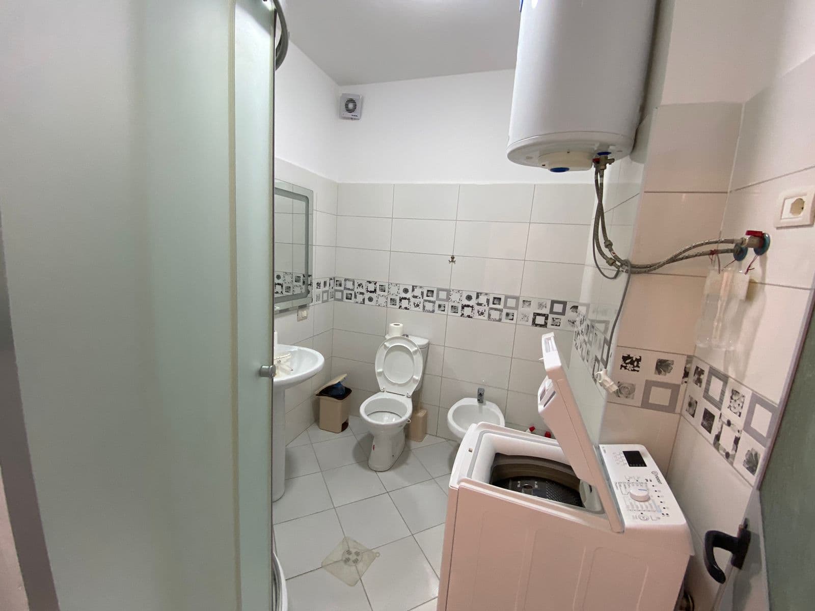 Qira, Apartament 2+1+2 , Stacioni i Trenit, Durrës 4