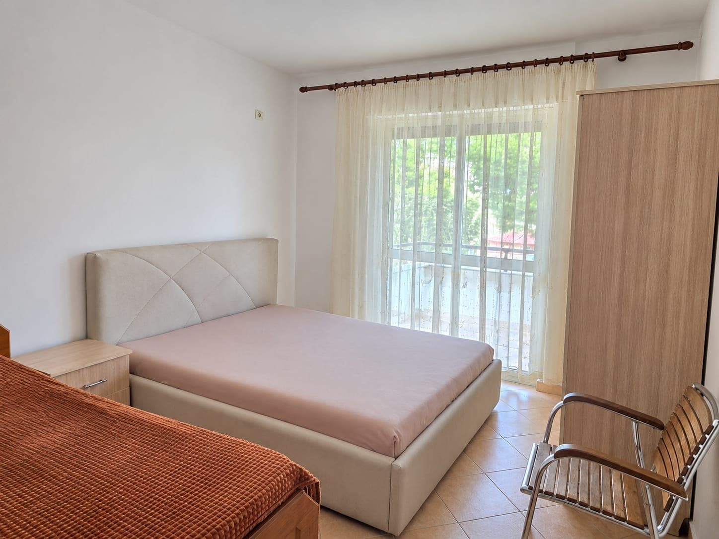 Shitet apartament 2+1 | Plazh Iliria, Durrës