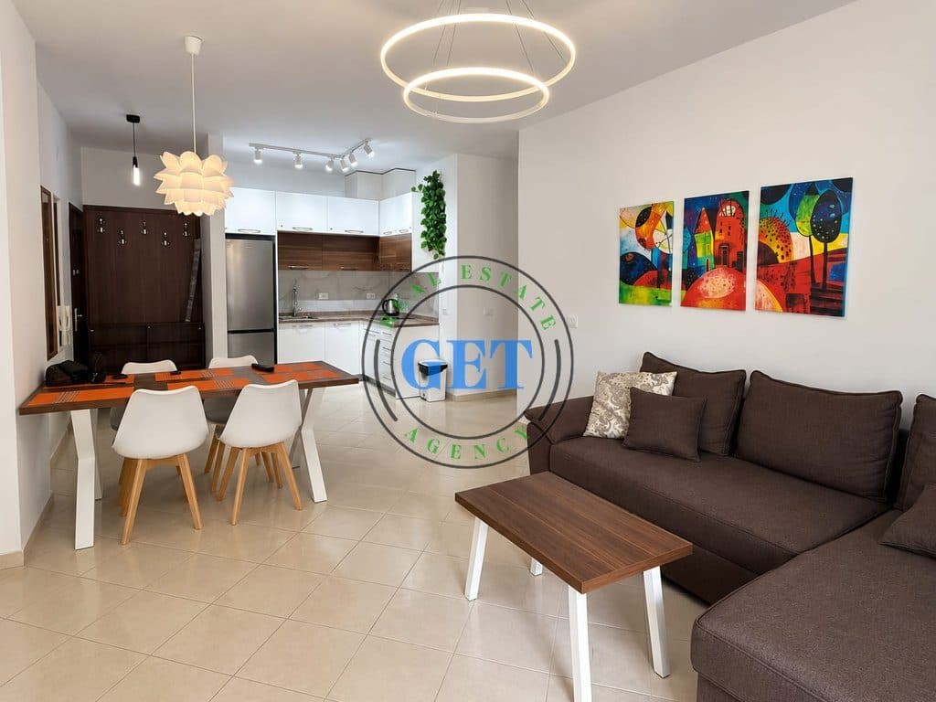 ◆ Shitet apartament 2+1 me verandë,Plazh Ilira Durrës