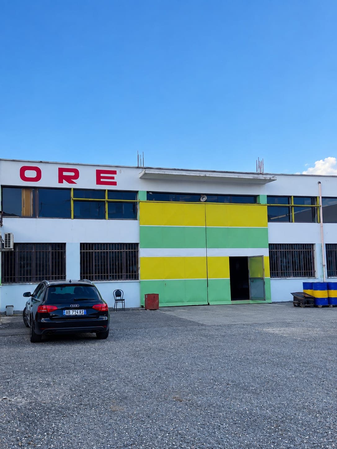 Kapanon për shitje | Autostrada Tiranë–Durrës 4
