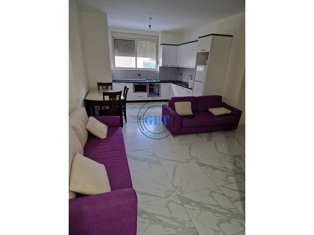 Jepet me qira apartament 2+1 | Durrës 2