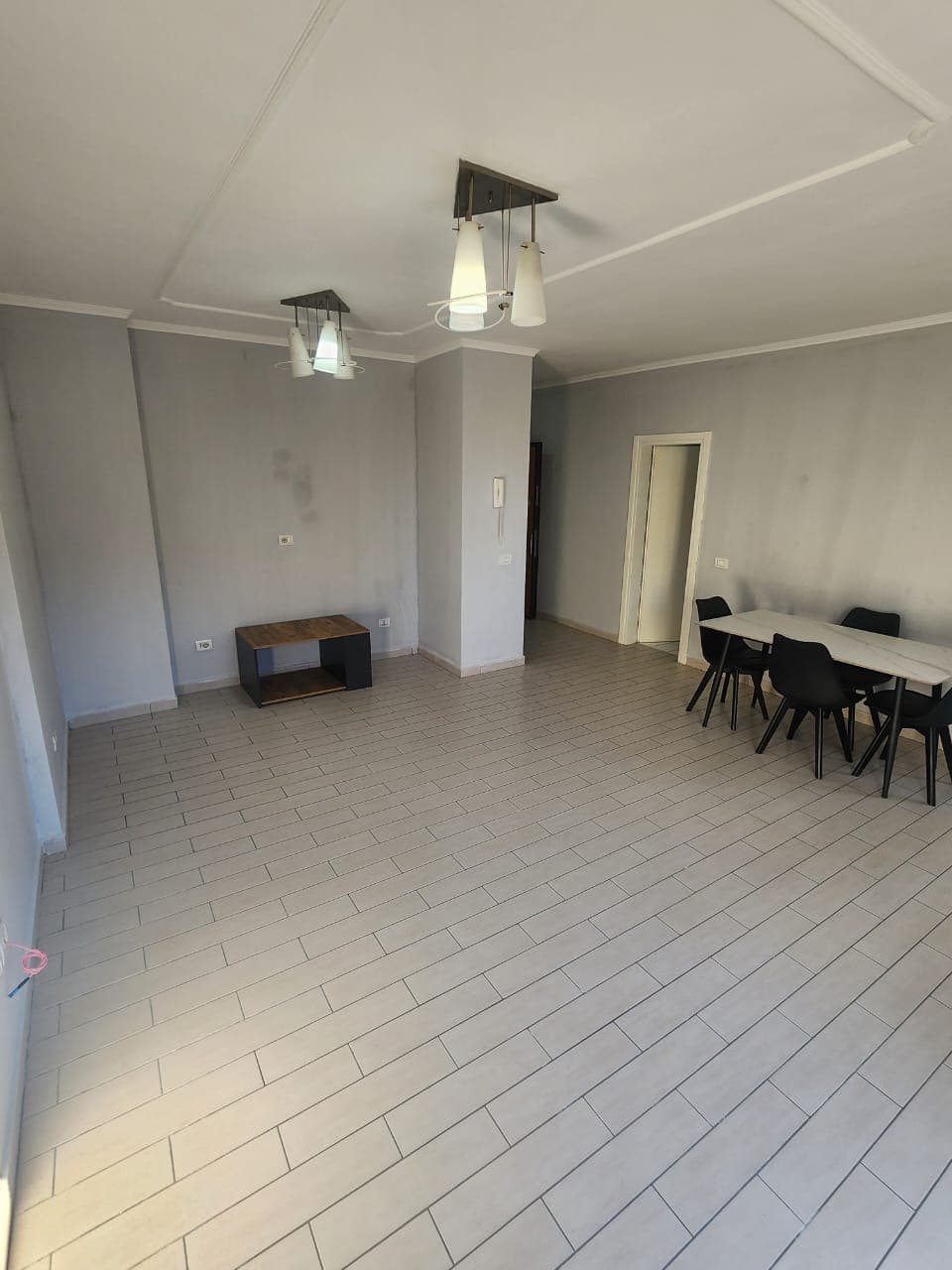 Shitet Apartament 1+1 me Verandë | Plazh Hekurudha, Durrës 4