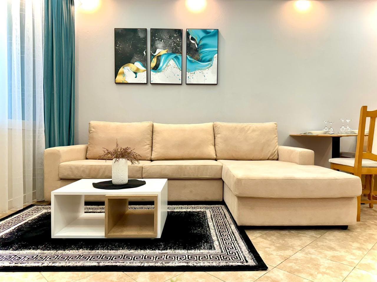 Shitet apartament 1+1 | Vijë e dytë me detin |Shkëmbi i Kavajës, Durrës