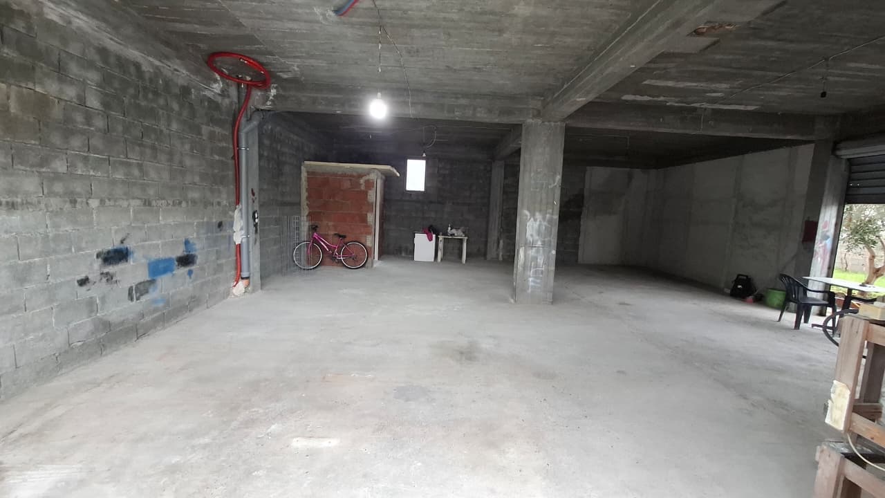 Jepet me Qira Ambient Biznesi | Ish Këneta, Durrës 2