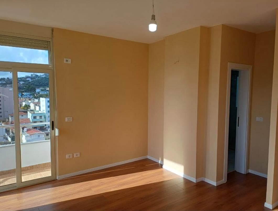 Shitet Apartament 2+1 + 3 Ballkone | Drejtoria e Policisë, Durrës 3