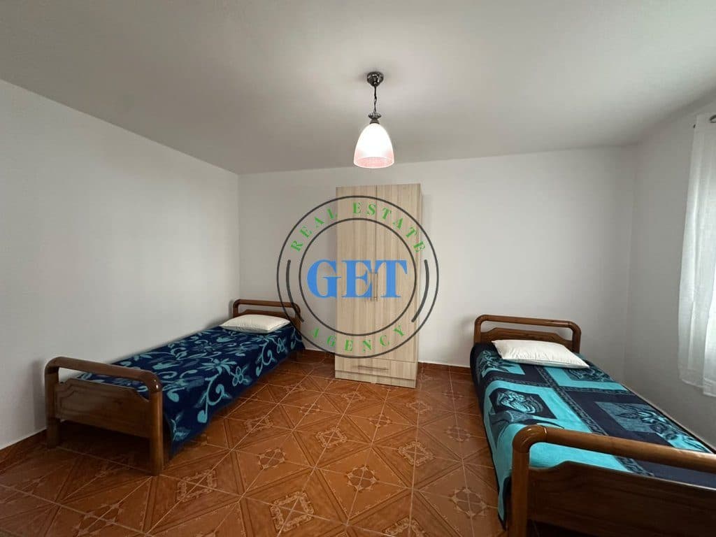 Jepet me qira apartament 1+1 stadiumi, Durrës 4