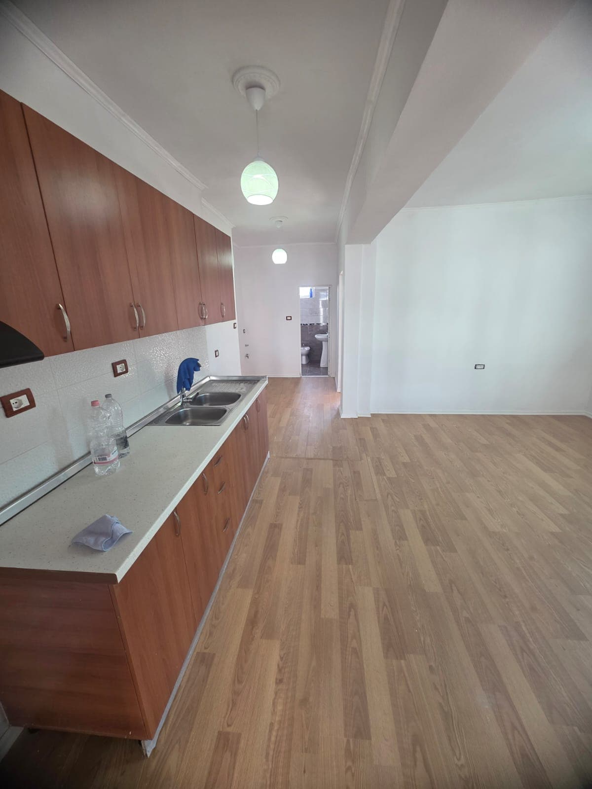Shitet apartament 2+1 + ballkon | pranë Spitalit, Durrës 4