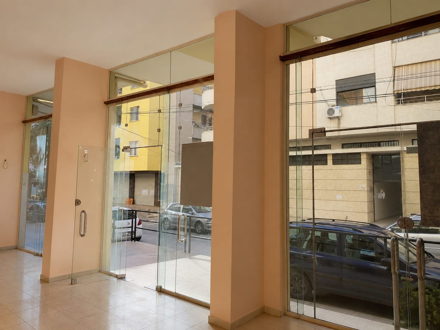 Shitet / Jepet me Qira Ambient Biznesi | Mbrapa Pelikanit, Plazh, Durrës