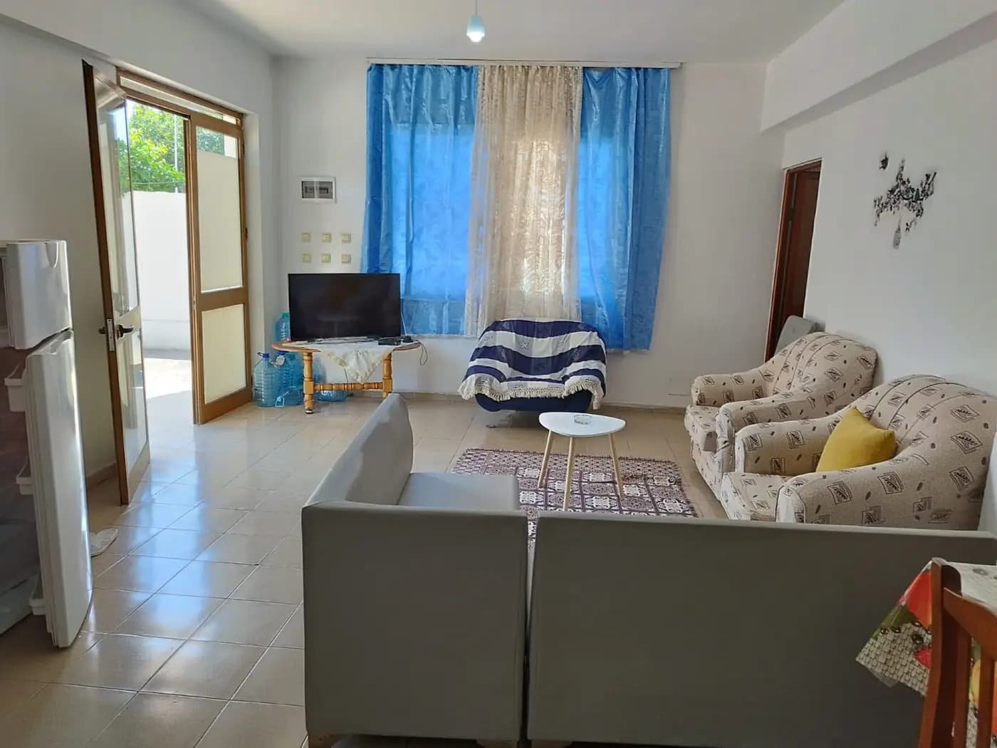 Apartment Me Qira Në Tiranë