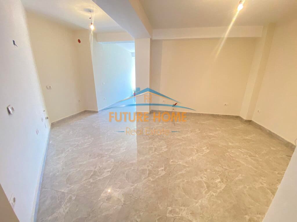 Qera, Apartament 2+1, Myslym Shyri 3
