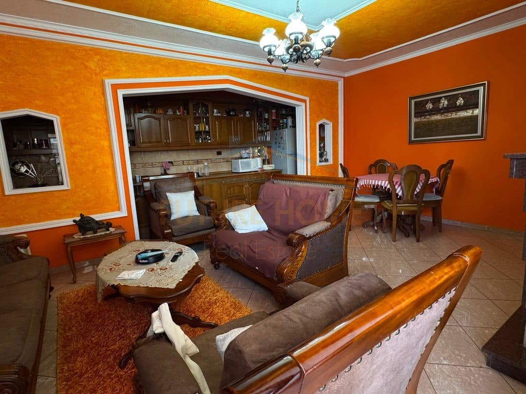 Qera, Apartament 2+1, Myslym Shyri, Tiranë 2