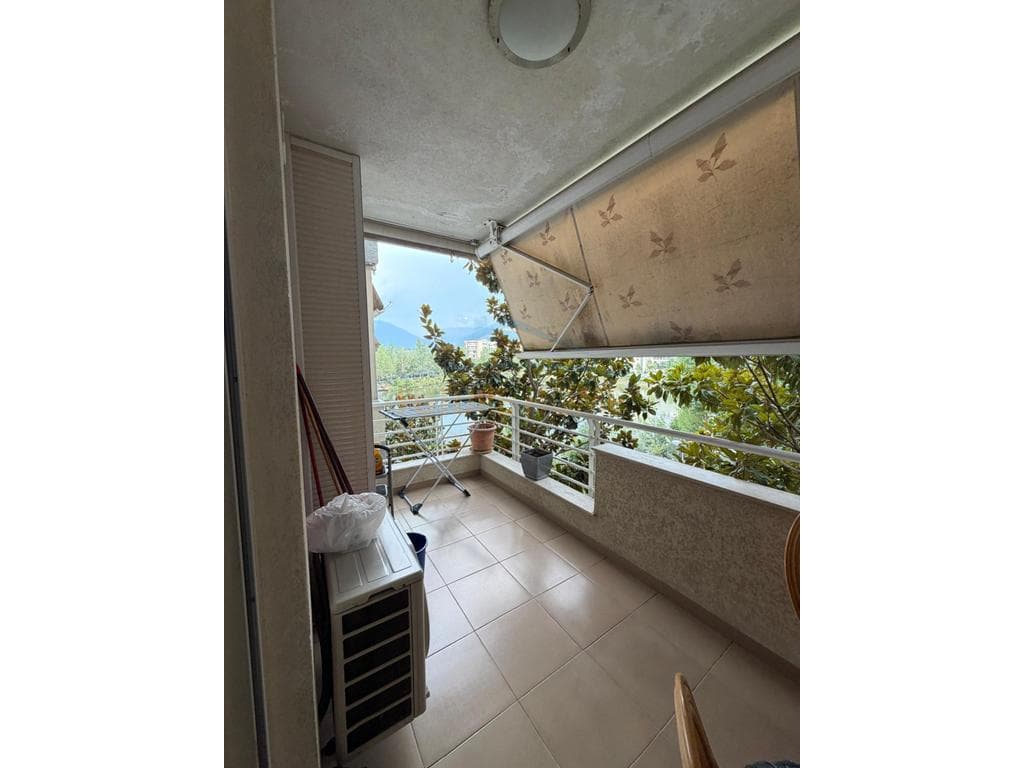 Shitet, Apartament 2+1+2 , Liqeni i Thatë, Tiranë.