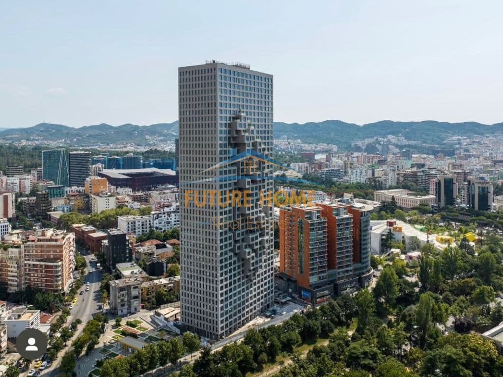 Shitet, Zyre, Rruga e Elbasanit, DownTown 1 3