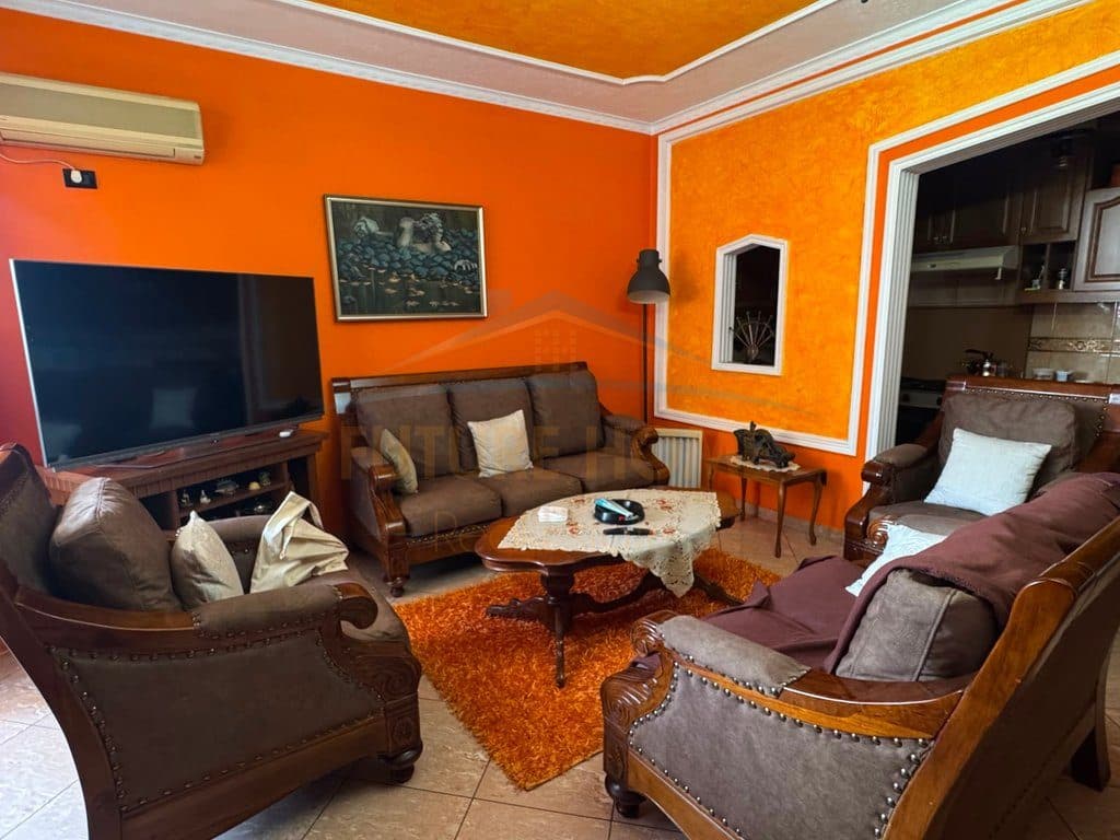 Qera, Apartament 2+1, Myslym Shyri, Tiranë