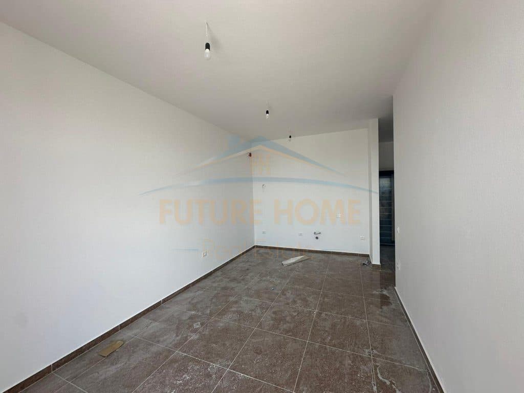 Shitet, Apartament 1+1, Altura Trade Residence 2