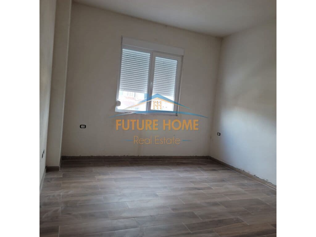 Shitet, Apartament 2+1,Bulevardi i Ri, Tirane.