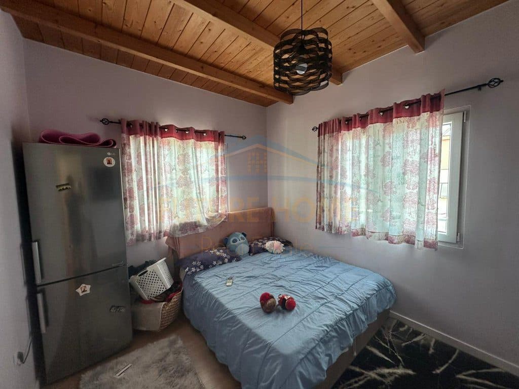 Qera,Apartament 3+1+2+ Verande, Rr. 4 Deshmoret, Tirane. 4