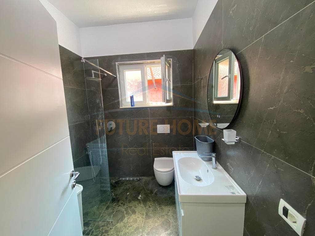 Qera, Apartament , prane Casa Italia, Tirane
