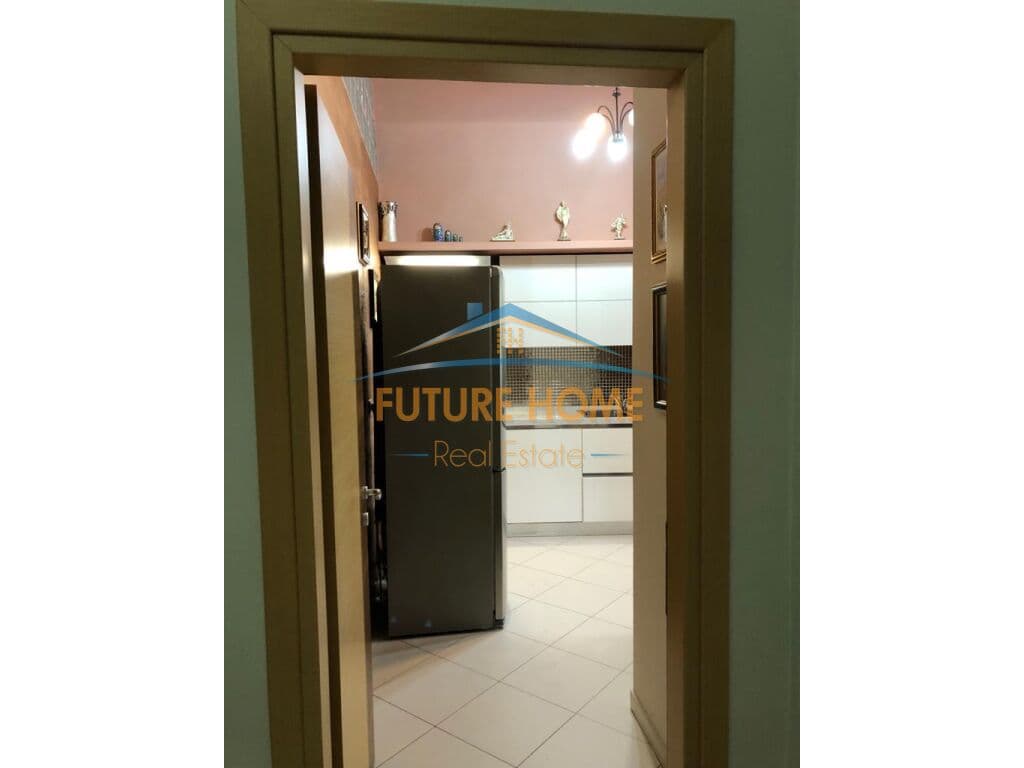 Shitet, Njësi e Adoptuar në Apartament 1+1, Rruga e Bogdanëve, Tiranë. 3