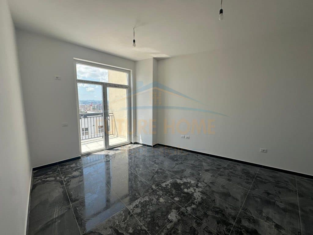 Shitet, Apartament 2+1, Altura Trade Residence 2