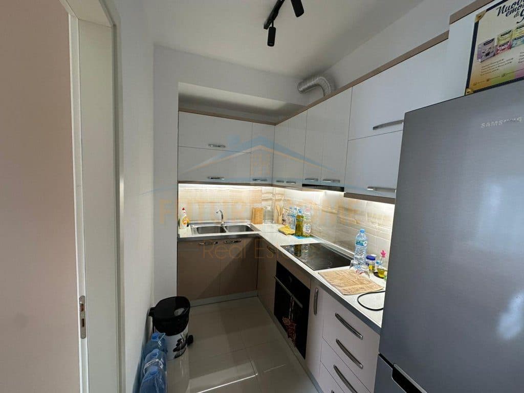 Shitet, Apartament 2+1, Lura 3, Gjiri i Lalzit. 3
