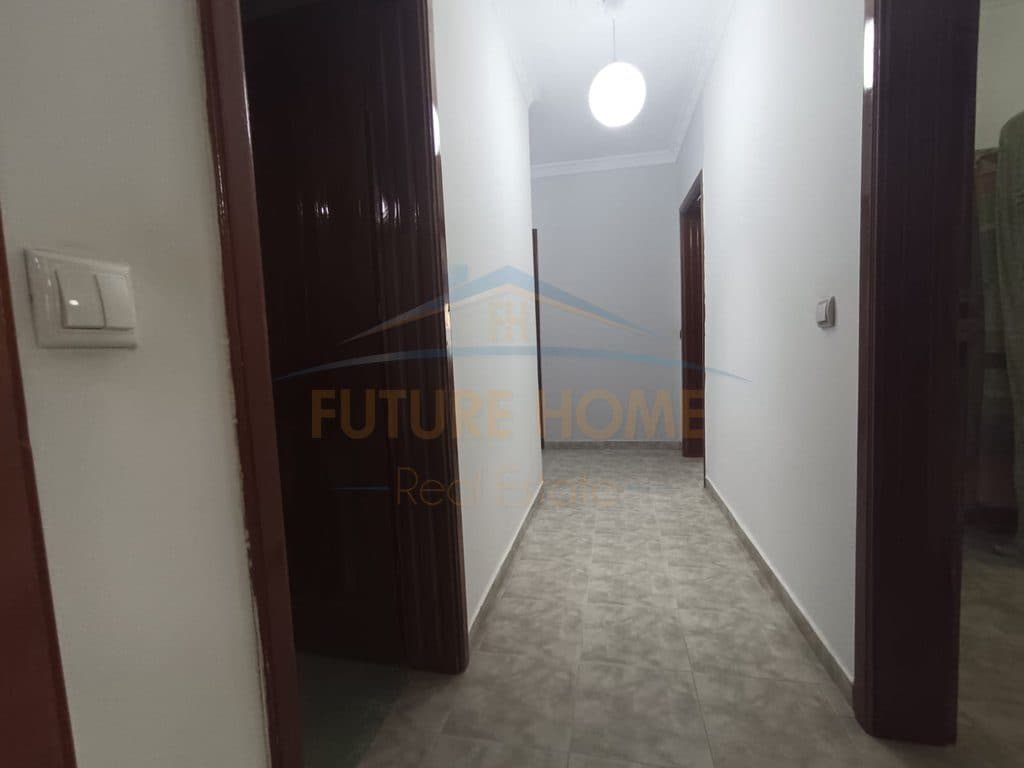 Shitet, Apartament 3+1+3, Rruga Dritan Hoxha, Tiranë 4