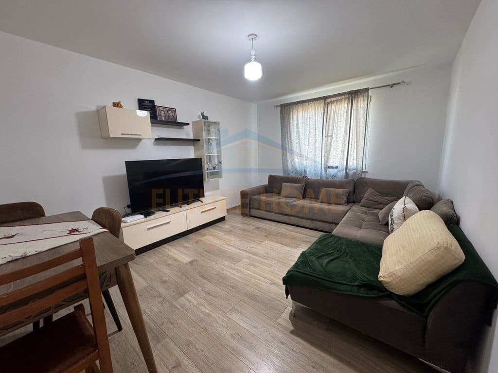 Shitet, Apartament 1+1, Bulevardi Bajram Curri