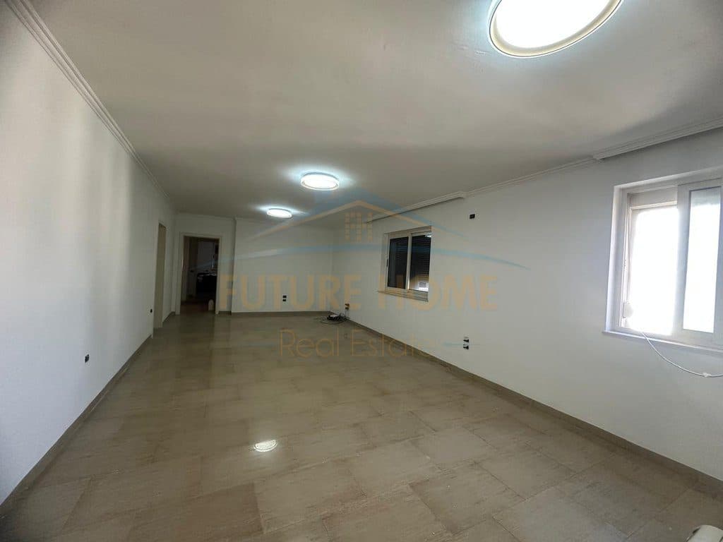 Qera, Apartament 3+1, Rruga e Durresit, Tirane 4