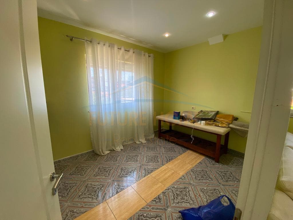 Qera, Apartament , prane Casa Italia, Tirane 2