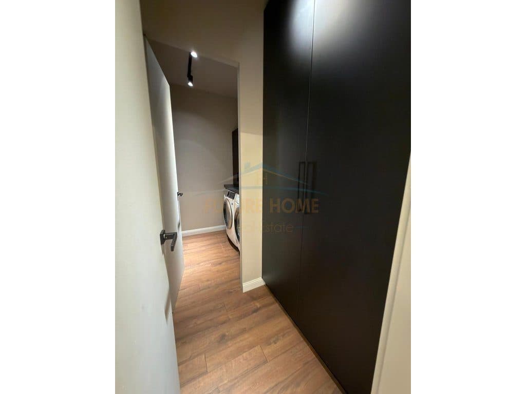 Disponojme apartament luksoz ne nje nga rezidencat me te kerkuara, " Long Hill Residence " 3