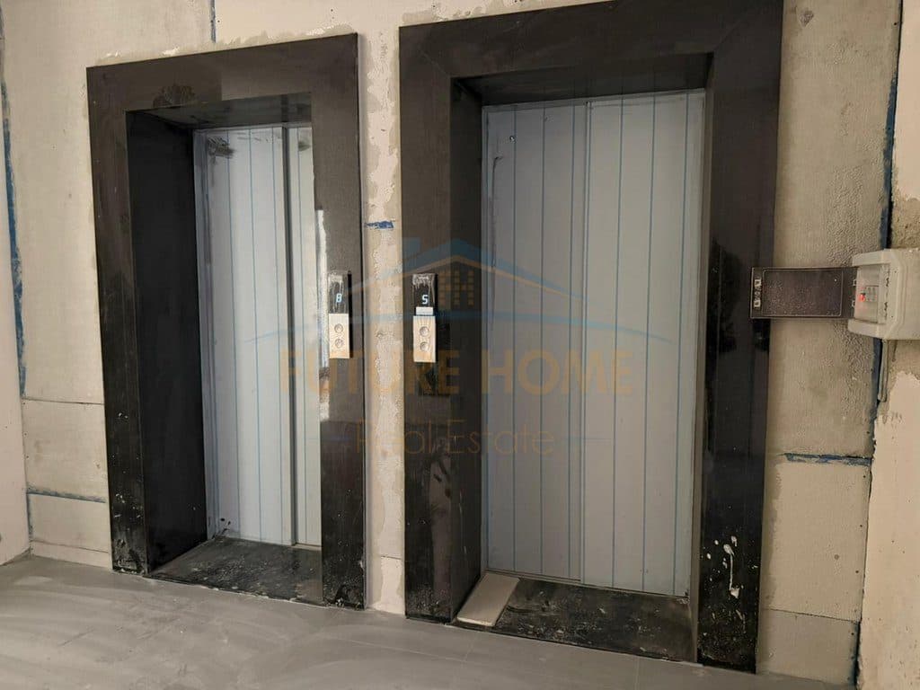 Shitet, Apartament 1+1, & Garsoniere, tek Kompleksi Grand, Tiranë.