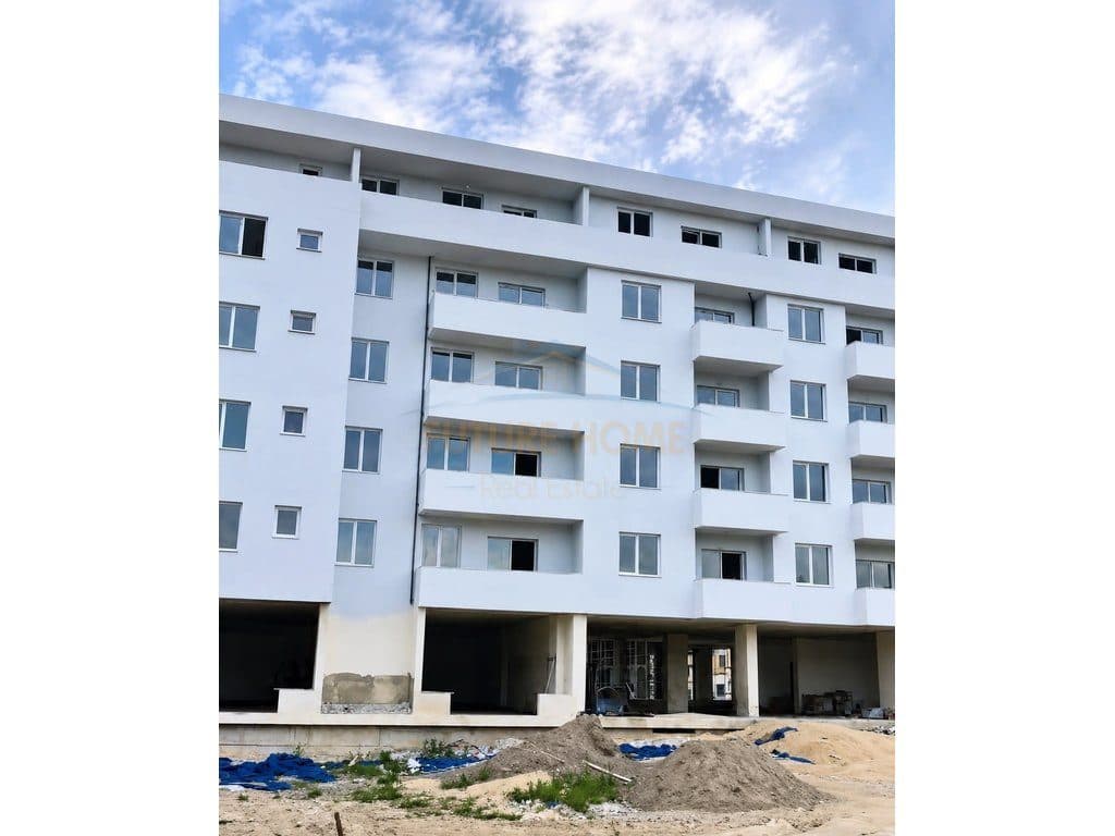 Shitet, Apartament 1+1, Golem